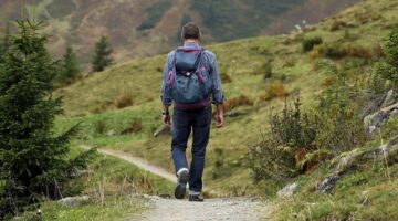 Cosa-sapere-la-prima-volta-che-si-va-in-montagna